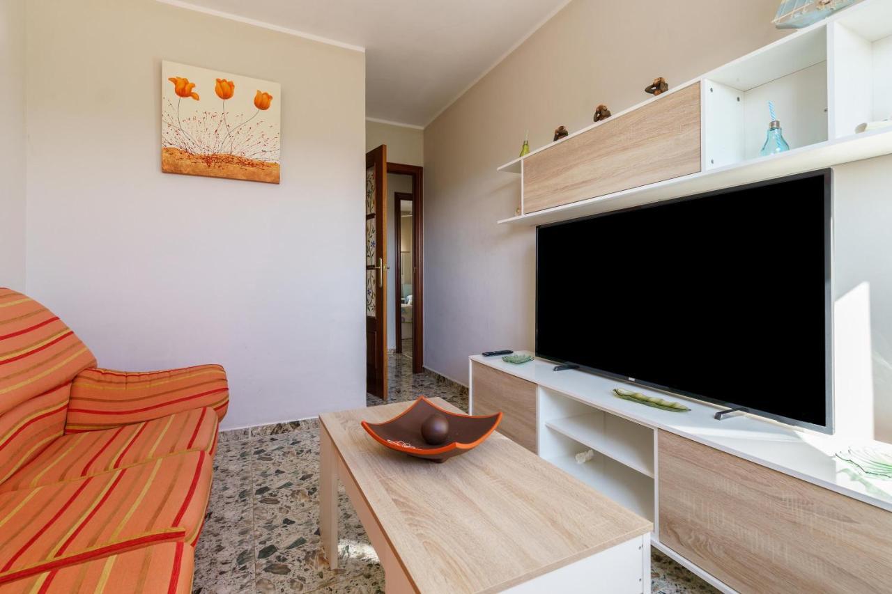 Apartamento Carmen フエンヒロラ エクステリア 写真